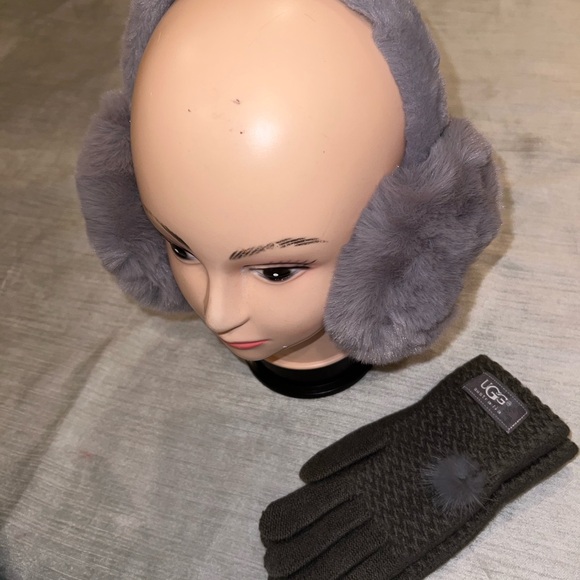 UGG Gray Earmuffs and Charcoal Gloves Set - Picture 1 of 3